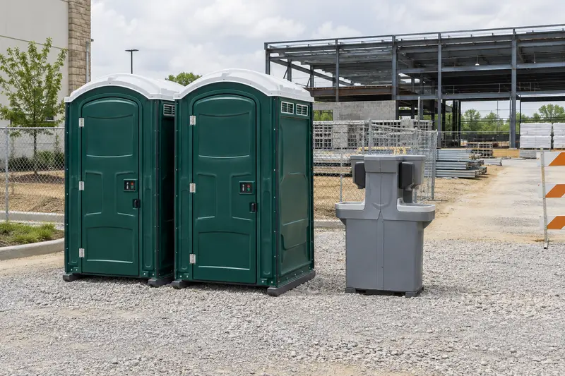 Toilet cabins and washing at a construction setting